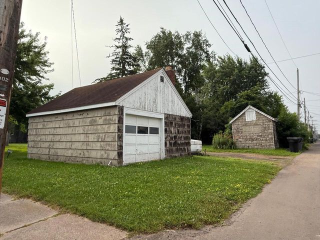 1105 Baxter Ave, Superior, WI 54880