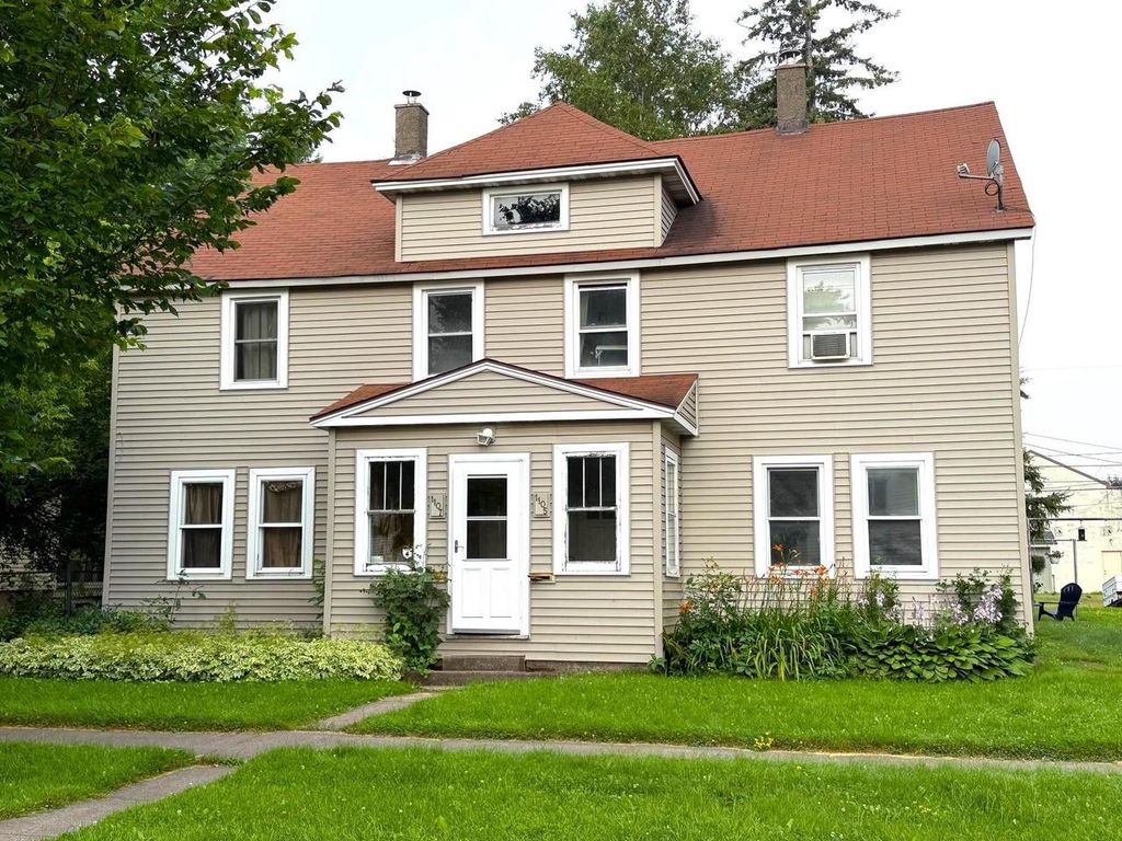 1105 Baxter Ave, Superior, WI 54880
