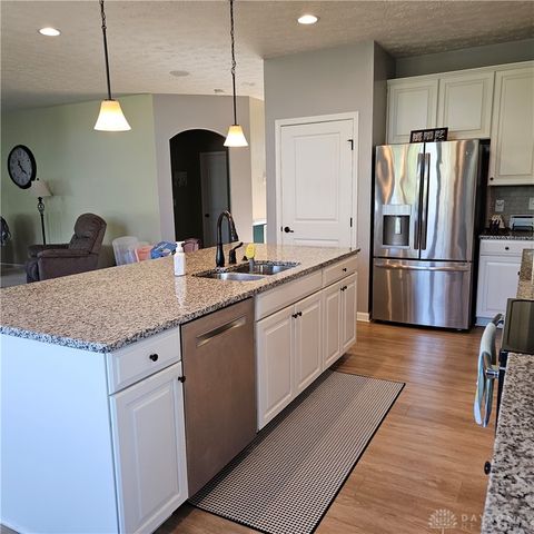 604 Foxtail Court, Troy, OH 45373