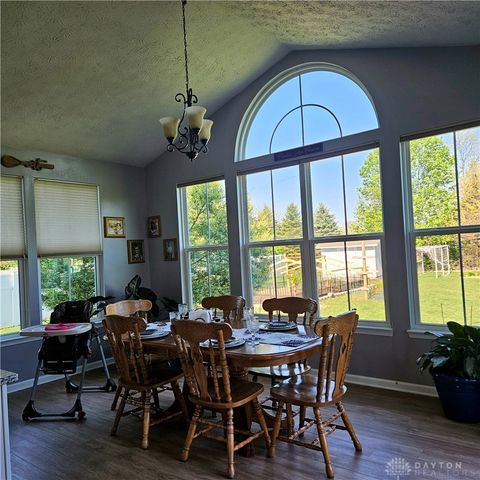 604 Foxtail Court, Troy, OH 45373