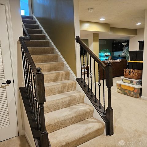 604 Foxtail Court, Troy, OH 45373