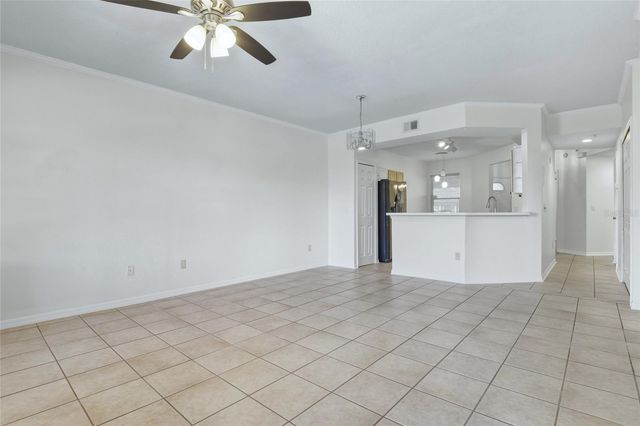 570 CRANES WAY 140, Altamonte Springs, FL 32701