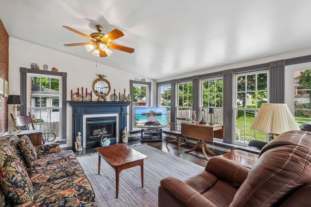 21 Lenzman COURT, Harmony Twp, PA 15003
