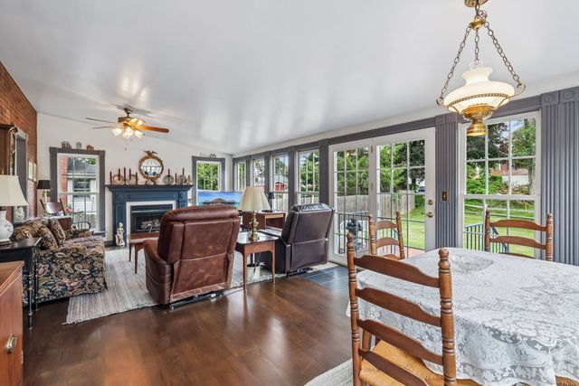 21 Lenzman COURT, Harmony Twp, PA 15003