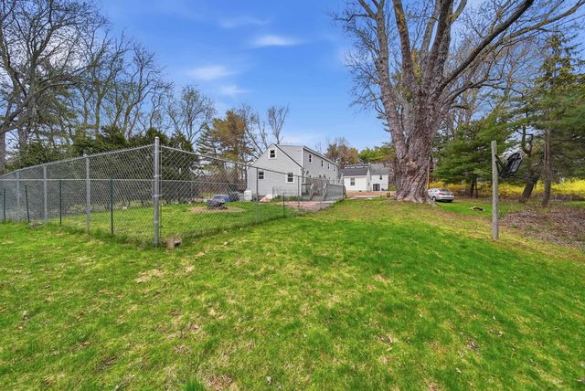 1000 Greenland Road, Portsmouth, NH 03801