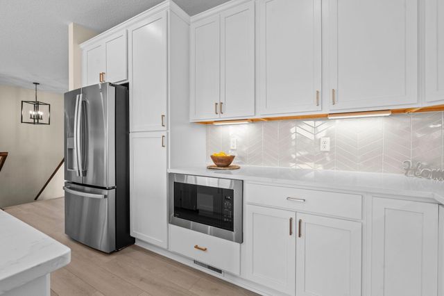 841 Emmy Lane, Hanover, MN 55341