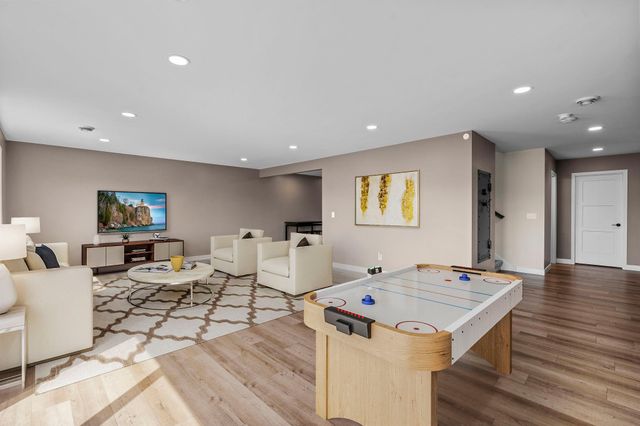 841 Emmy Lane, Hanover, MN 55341