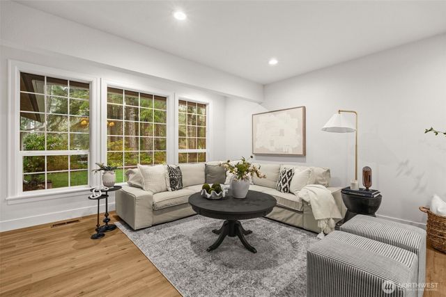 3016 SE Misty Court, Port Orchard, WA 98367