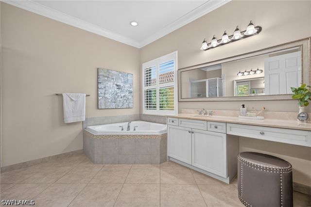 3384 Atlantic CIR, Naples, FL 34119