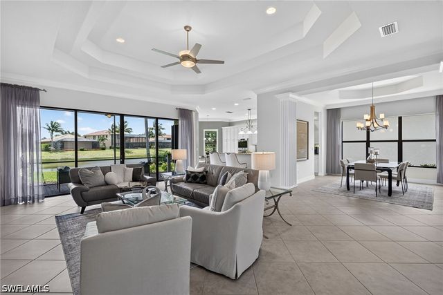 3384 Atlantic CIR, Naples, FL 34119