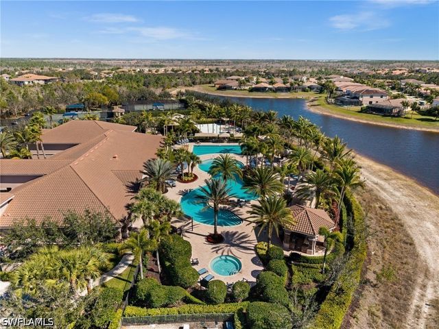 3384 Atlantic CIR, Naples, FL 34119