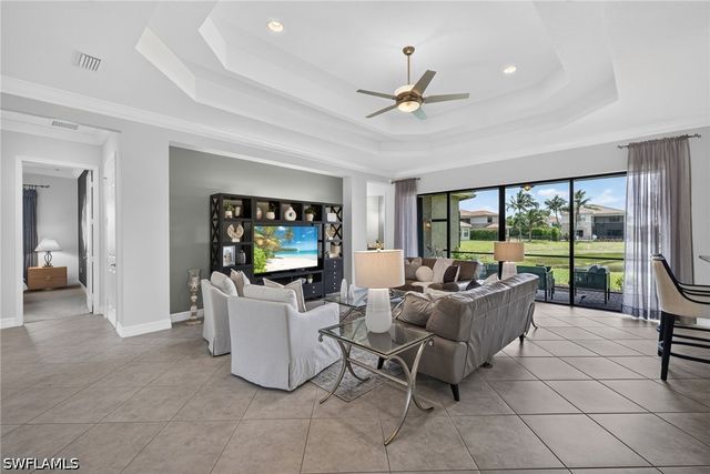 3384 Atlantic CIR, Naples, FL 34119