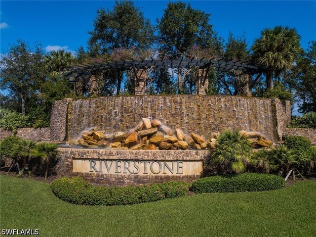 3384 Atlantic CIR, Naples, FL 34119