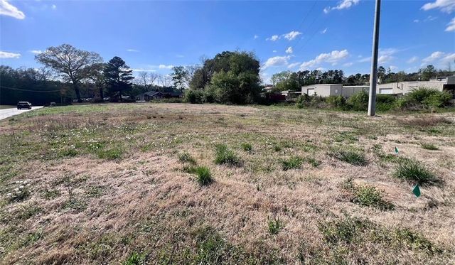 31 Center Road, Cartersville, GA 30121