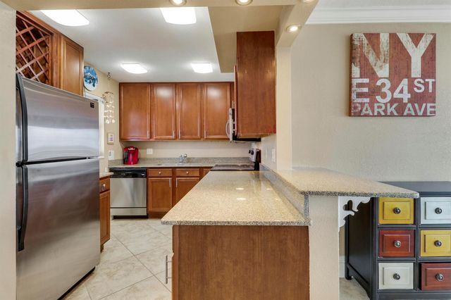 336 Golfview Road 1016, North Palm Beach, FL 33408
