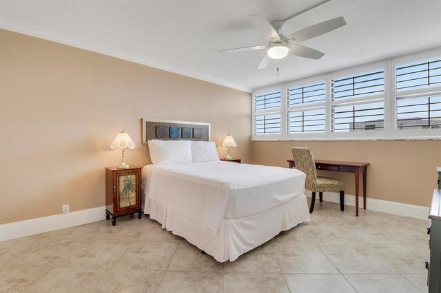 336 Golfview Road 1016, North Palm Beach, FL 33408