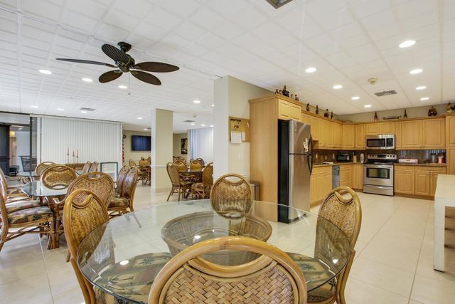 336 Golfview Road 1016, North Palm Beach, FL 33408