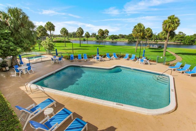 336 Golfview Road 1016, North Palm Beach, FL 33408