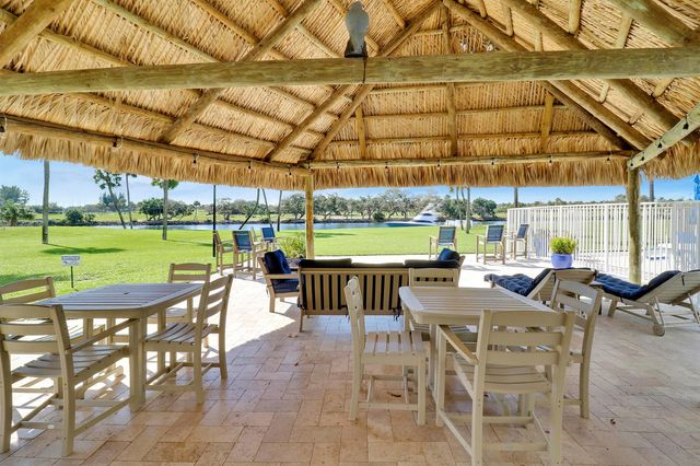 336 Golfview Road 1016, North Palm Beach, FL 33408