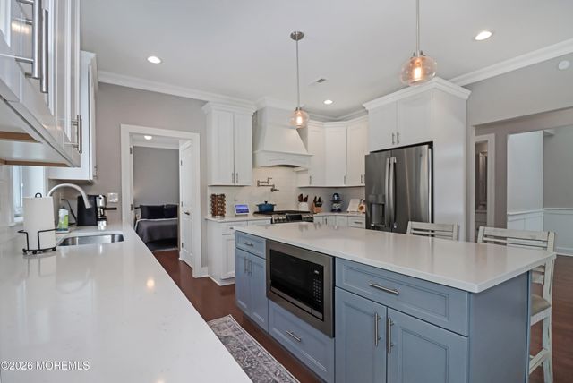 674 Dunedin Street, Toms River, NJ 08753