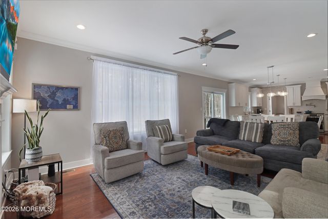 674 Dunedin Street, Toms River, NJ 08753