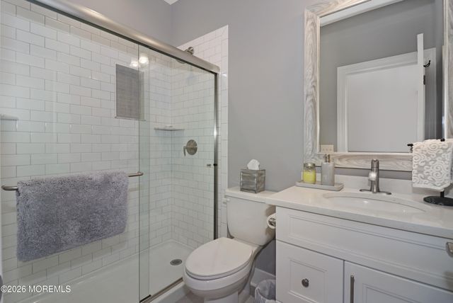 674 Dunedin Street, Toms River, NJ 08753