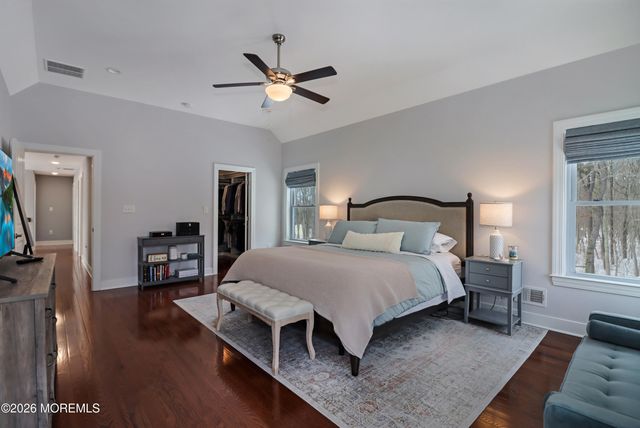 674 Dunedin Street, Toms River, NJ 08753