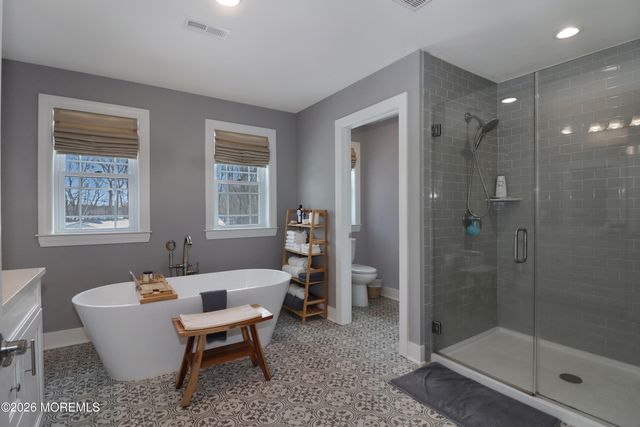 674 Dunedin Street, Toms River, NJ 08753