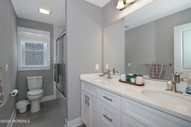 674 Dunedin Street, Toms River, NJ 08753