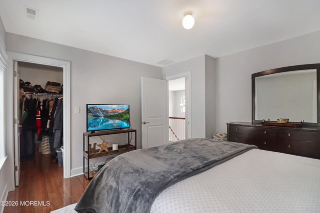 674 Dunedin Street, Toms River, NJ 08753