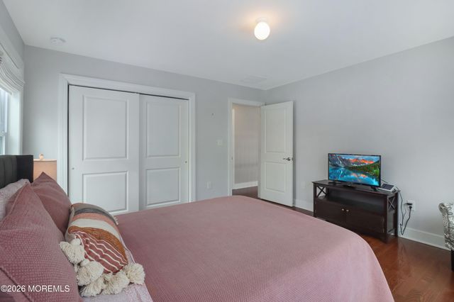 674 Dunedin Street, Toms River, NJ 08753