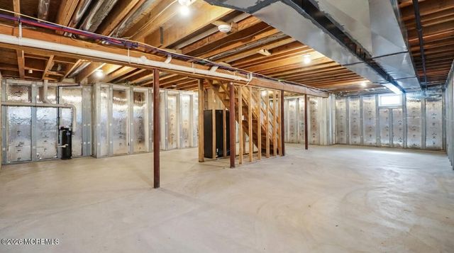 674 Dunedin Street, Toms River, NJ 08753