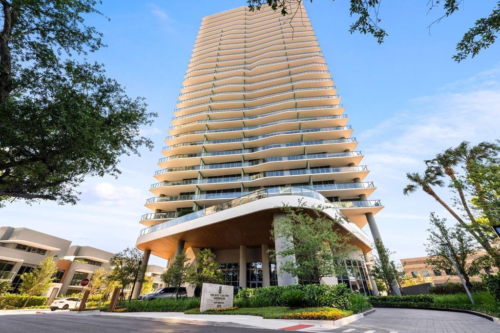 3015 S YSABELLA AVENUE 1602, Tampa, FL 33629