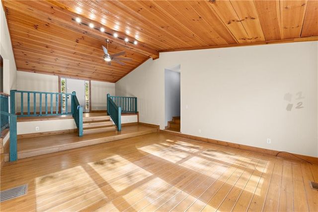 773 Shorewood Circle, Toccoa, GA 30577