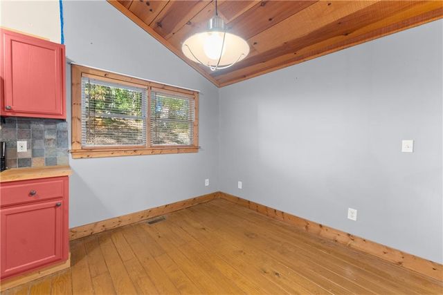 773 Shorewood Circle, Toccoa, GA 30577
