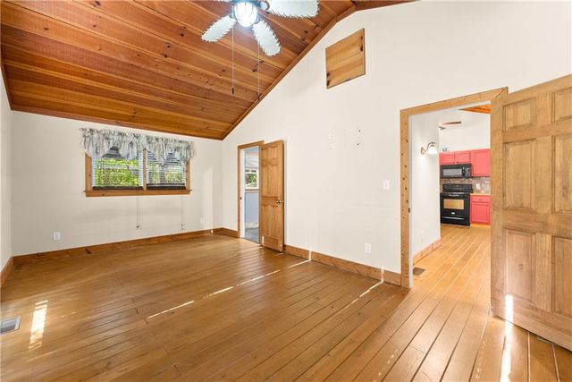 773 Shorewood Circle, Toccoa, GA 30577