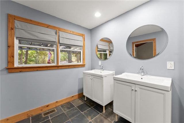 773 Shorewood Circle, Toccoa, GA 30577