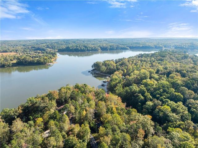 773 Shorewood Circle, Toccoa, GA 30577
