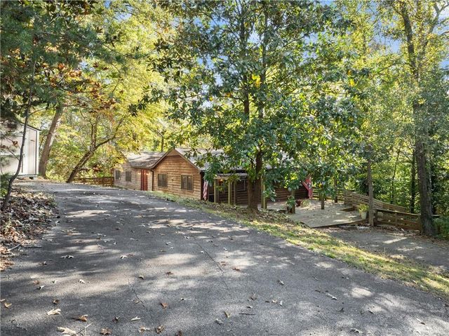 773 Shorewood Circle, Toccoa, GA 30577