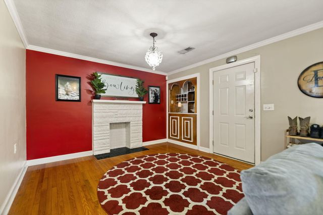 110 Oak Street, London, KY 40741