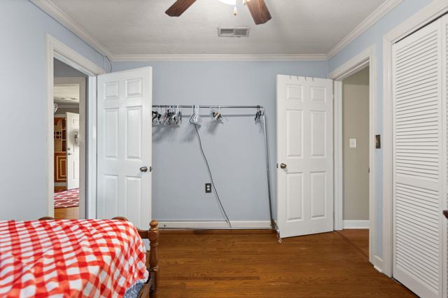 110 Oak Street, London, KY 40741