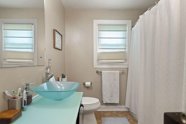 110 Oak Street, London, KY 40741