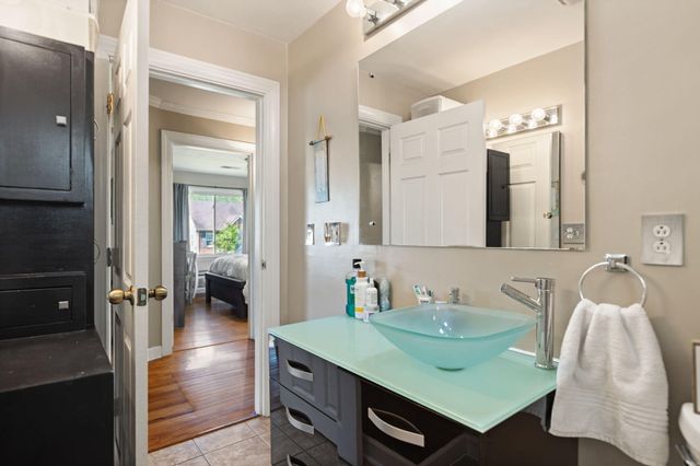 110 Oak Street, London, KY 40741