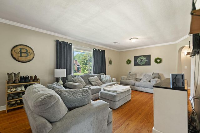 110 Oak Street, London, KY 40741