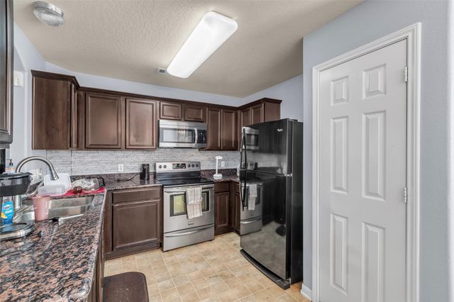 12474 Hackberry Drive, Willis, TX 77318