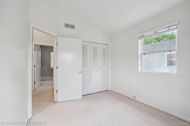 3364 Harvard Road, Royal Oak, MI 48073