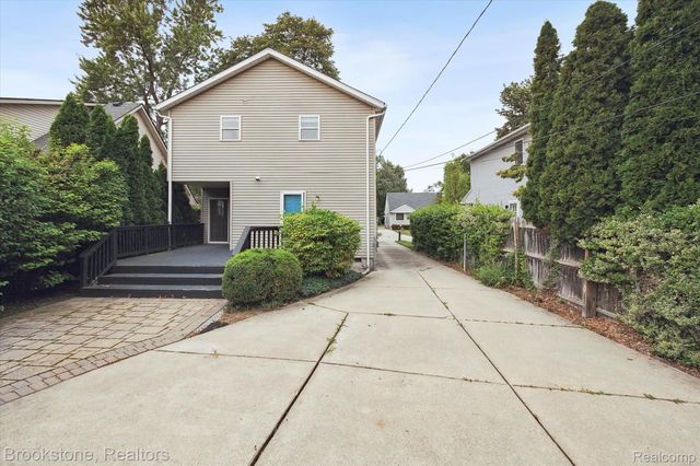 3364 Harvard Road, Royal Oak, MI 48073