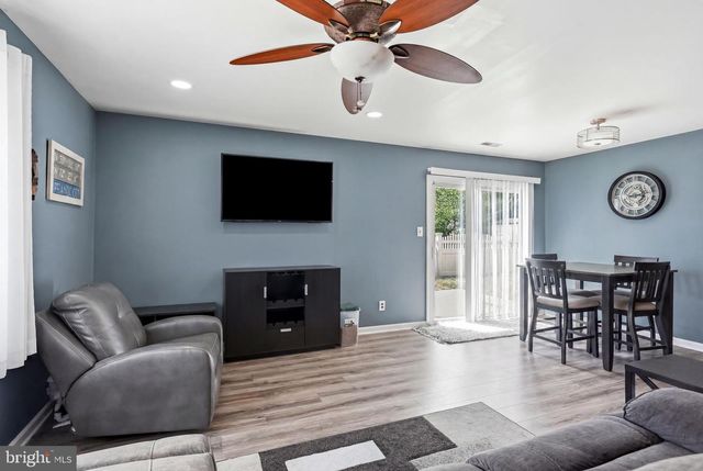 108 FRANKLIN DR, Voorhees, NJ 08043
