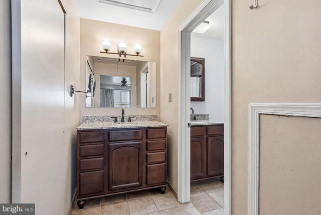 108 FRANKLIN DR, Voorhees, NJ 08043