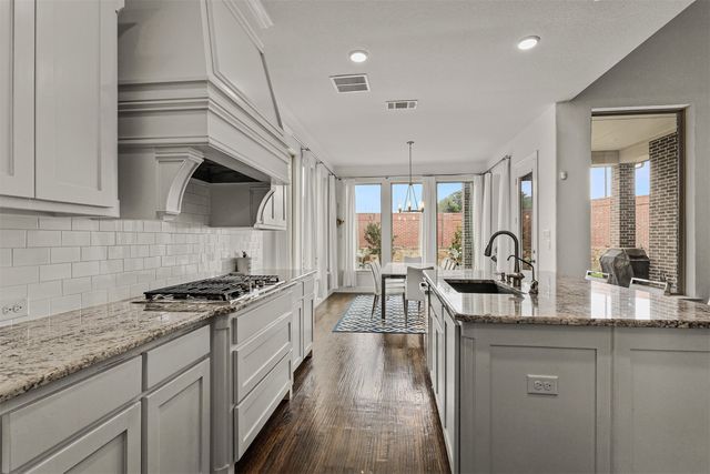 7620 Sonian Forest Drive, Irving, TX 75063